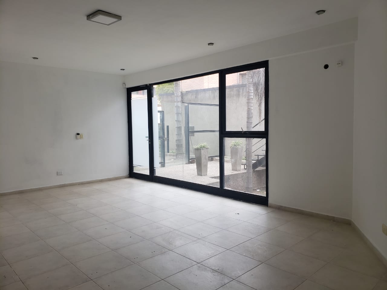 OFICINA EN VENTA VILLA ALLENDE