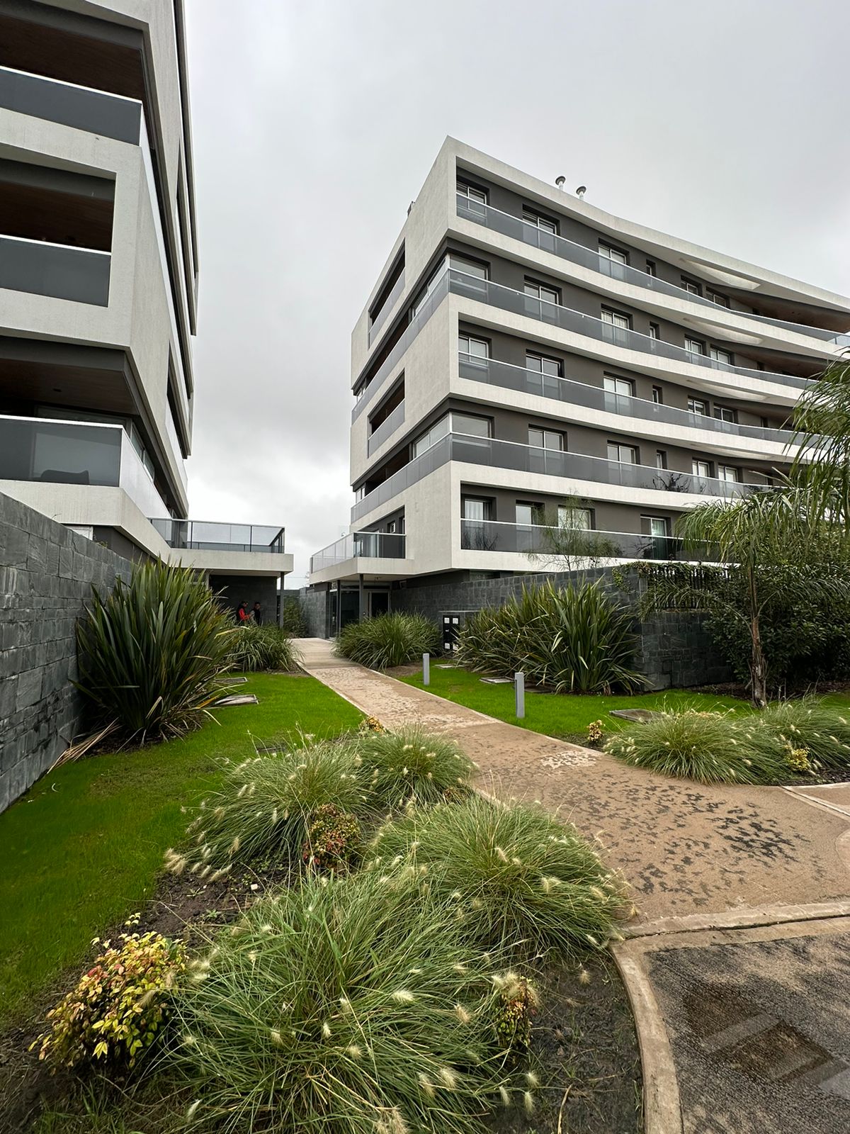 HERMOSO DPTO A ESTRENAR DE UN DORMITORIO EN COMPLEJO SUMMUN - JARDIN CLARET