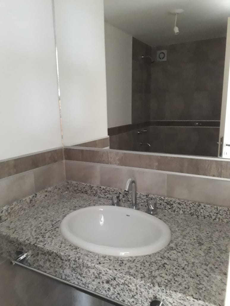 EN VENTA DEPARTAMENTO 1 DORMITORIO EDIFICIO INSIGNIA 3