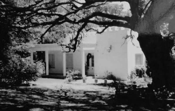 CASA ESTILO COLONIAL CON HISTORIA-EN EL