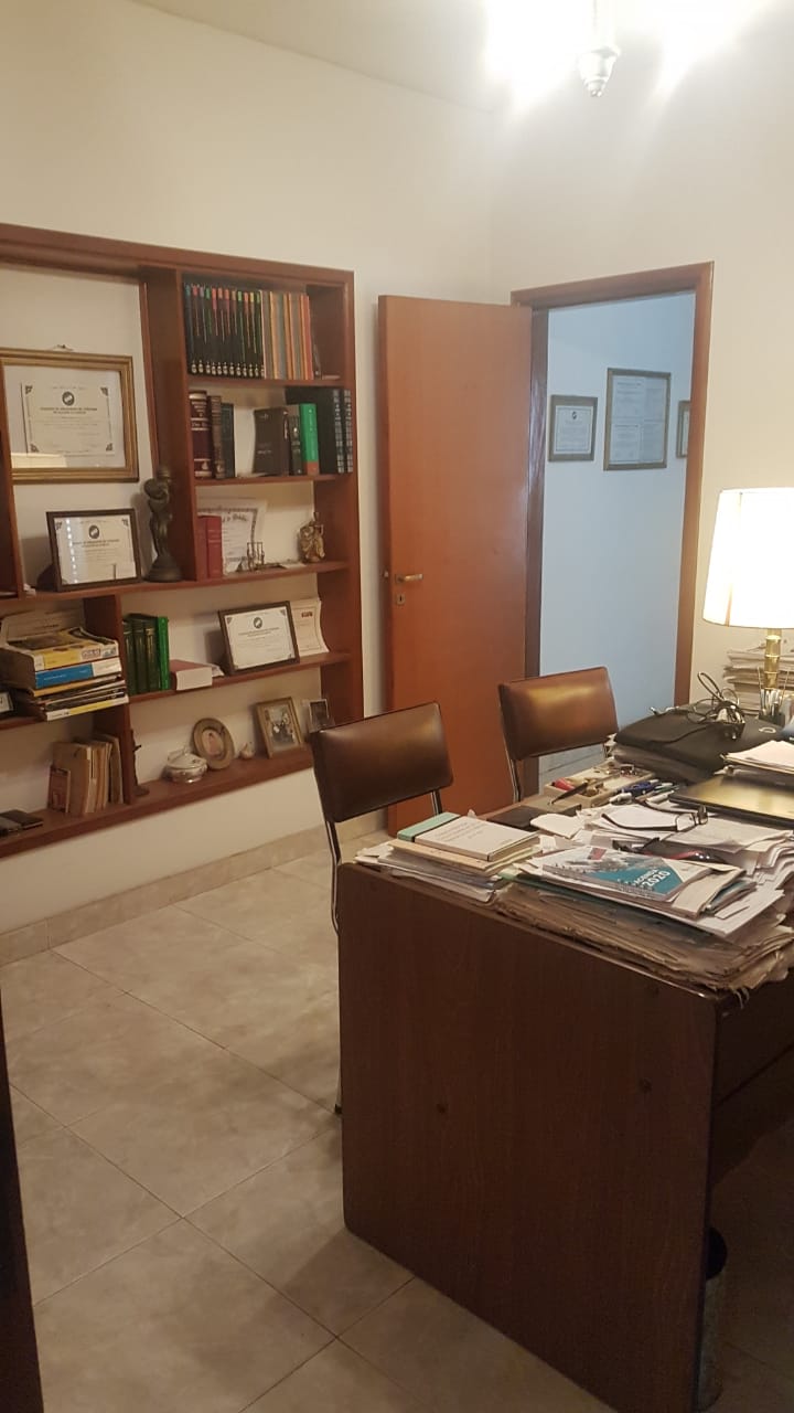 EN VENTA HERMOSA CASA EN EL CENTRO DE AL