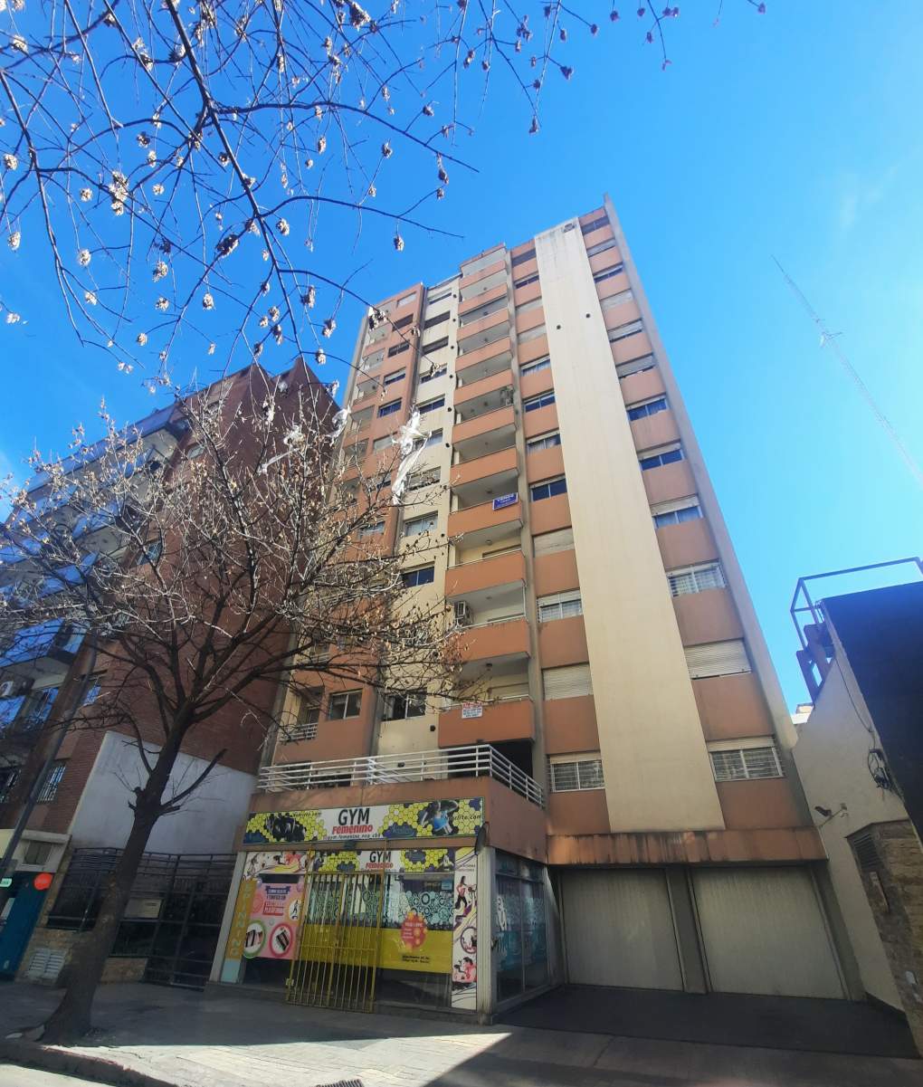 Se vende: Departamentos de dos dormitorios sobre Obispo Trejo.