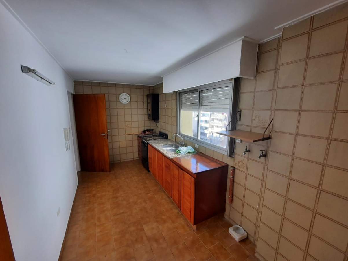 Se vende: Departamentos de dos dormitorios sobre Obispo Trejo.