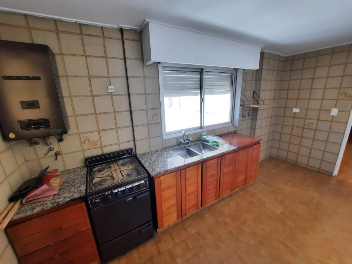 Se vende: Departamentos de dos dormitorios sobre Obispo Trejo.