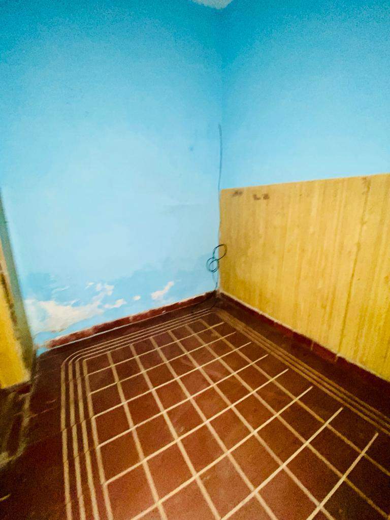 VENDO CASA A REFACCIONAR - B LOS PARAISOS