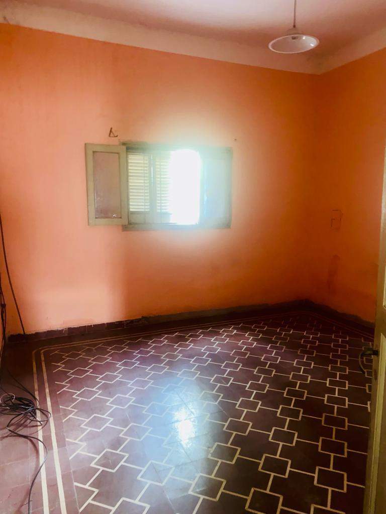 VENDO CASA A REFACCIONAR - B LOS PARAISOS