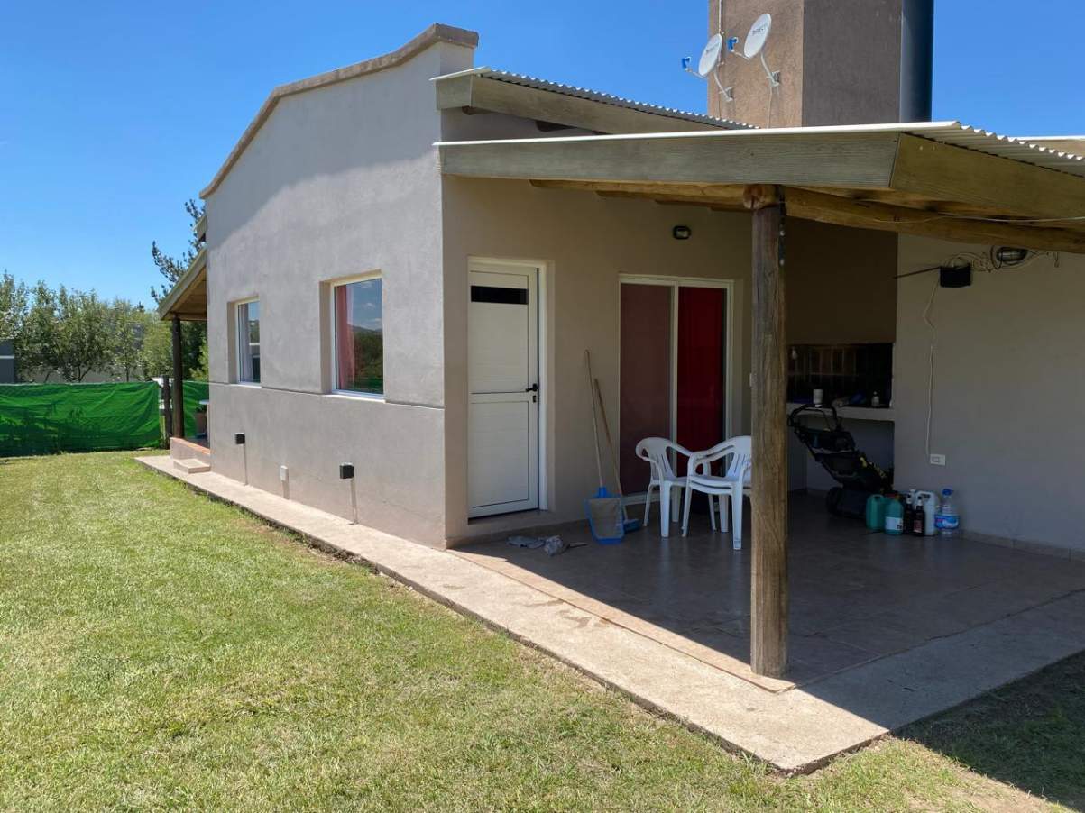 VENDO COMPLEJO DE CABAÑAS EN POTRERO DE GARAY