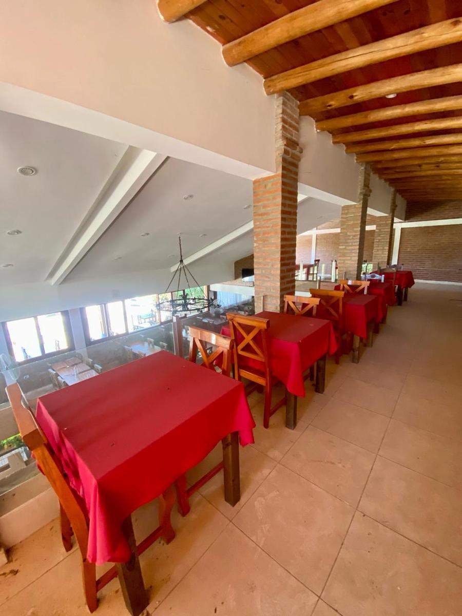 VENDO LOCAL COMERCIAL - RESTAURANTE   LOTE 7400 M2