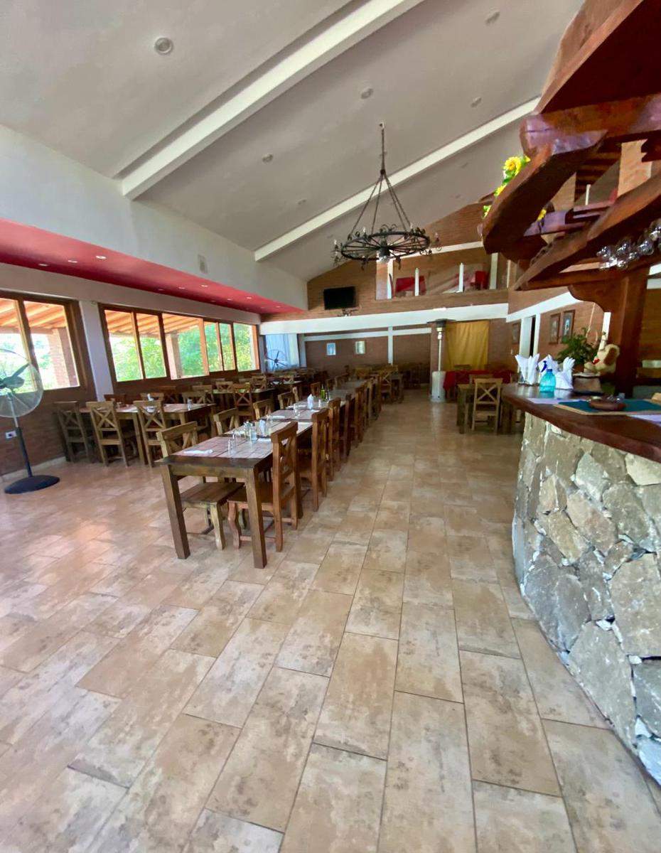 VENDO LOCAL COMERCIAL - RESTAURANTE   LOTE 7400 M2