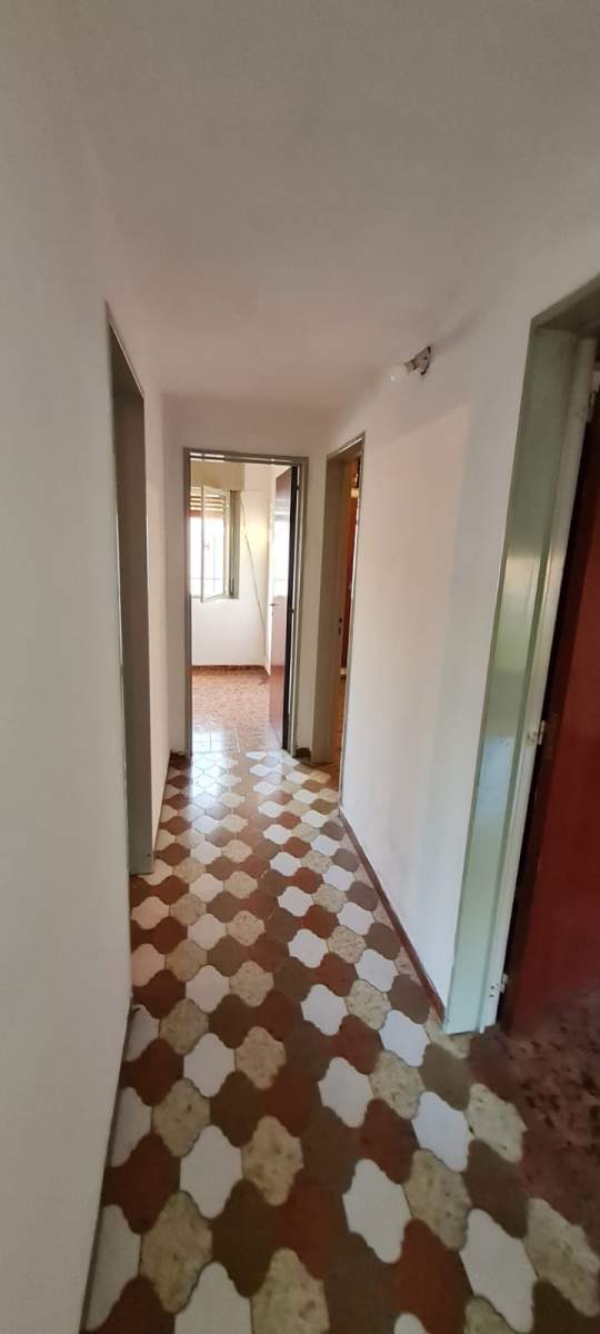 AlquilerSolo Comercial Casa 3 Dormitorios   Escritorio (Río Ceballos-Centro-a 20 mts de Av San Martí