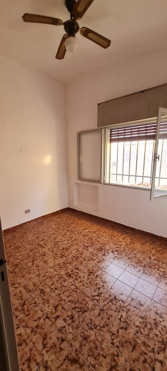 AlquilerSolo Comercial Casa 3 Dormitorios   Escritorio (Río Ceballos-Centro-a 20 mts de Av San Martí