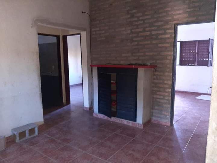 CASA EN VENTA CON DETALLLES A TERMINAR EN BIALET MASSE.