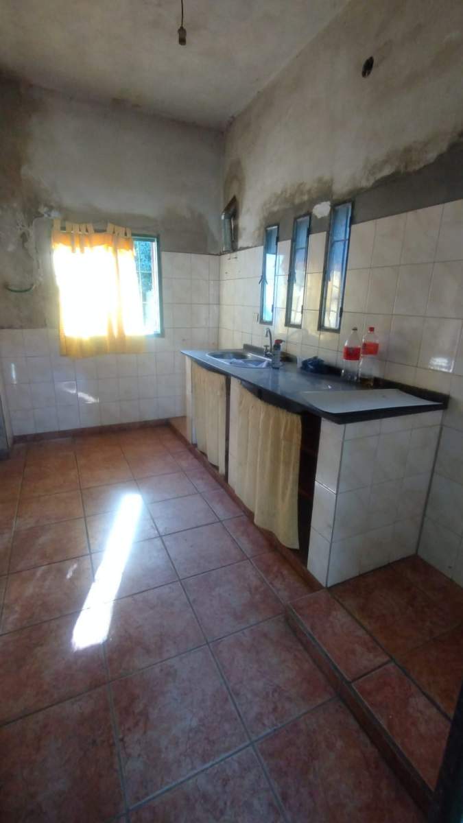 CASA EN VENTA CON DETALLLES A TERMINAR EN BIALET MASSE.