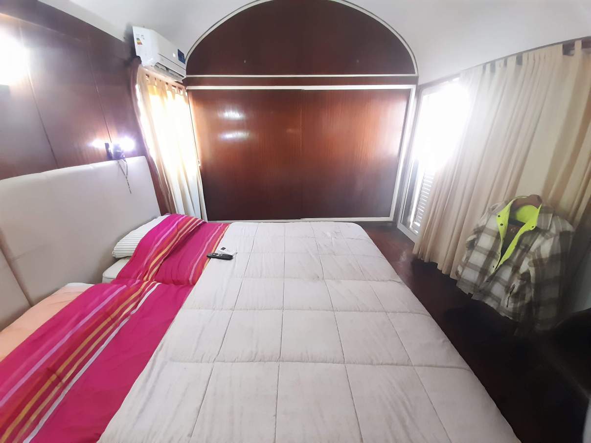 SALVATIERRA VENDE-ESPECTACULAR INMUEBLE EN BARRIO JUNIORS-500M2 TERRENO