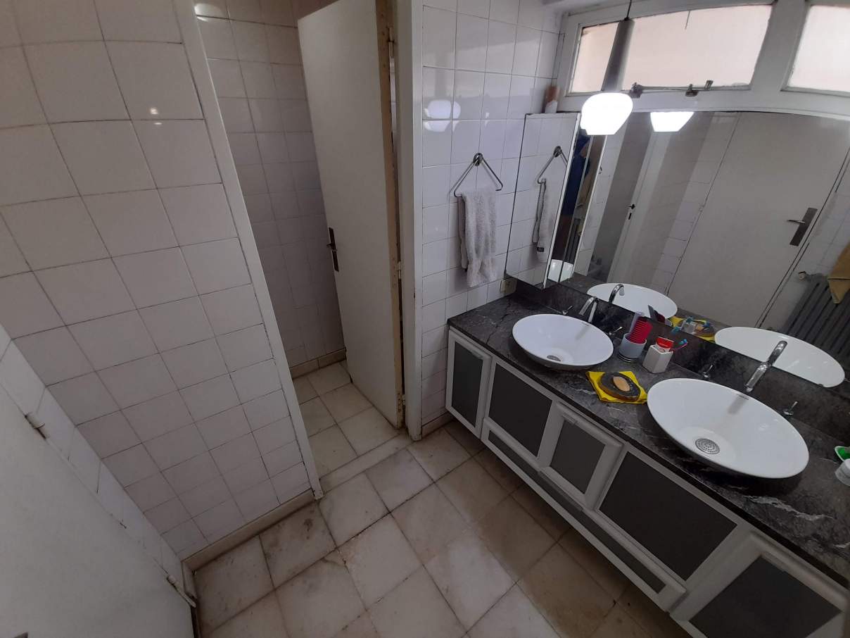 SALVATIERRA VENDE-ESPECTACULAR INMUEBLE EN BARRIO JUNIORS-500M2 TERRENO