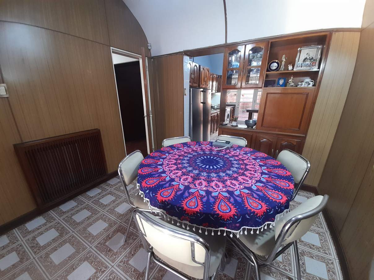 SALVATIERRA VENDE-ESPECTACULAR INMUEBLE EN BARRIO JUNIORS-500M2 TERRENO