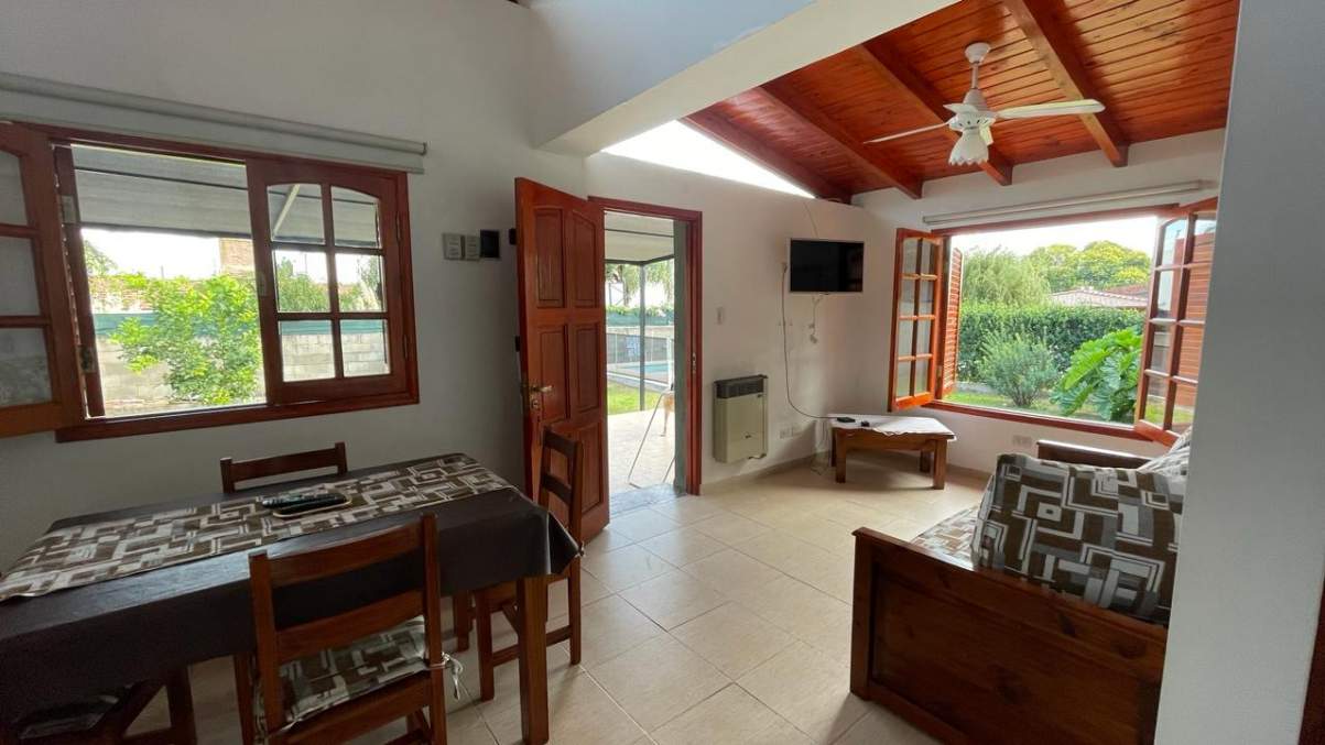 CASA (3 DORM)   DEPTO (2 DORM), EN VILLA CARLOS PAZ,  BARRIO SANTA RITA