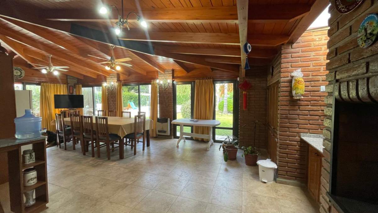 CASA (3 DORM)   DEPTO (2 DORM), EN VILLA CARLOS PAZ,  BARRIO SANTA RITA