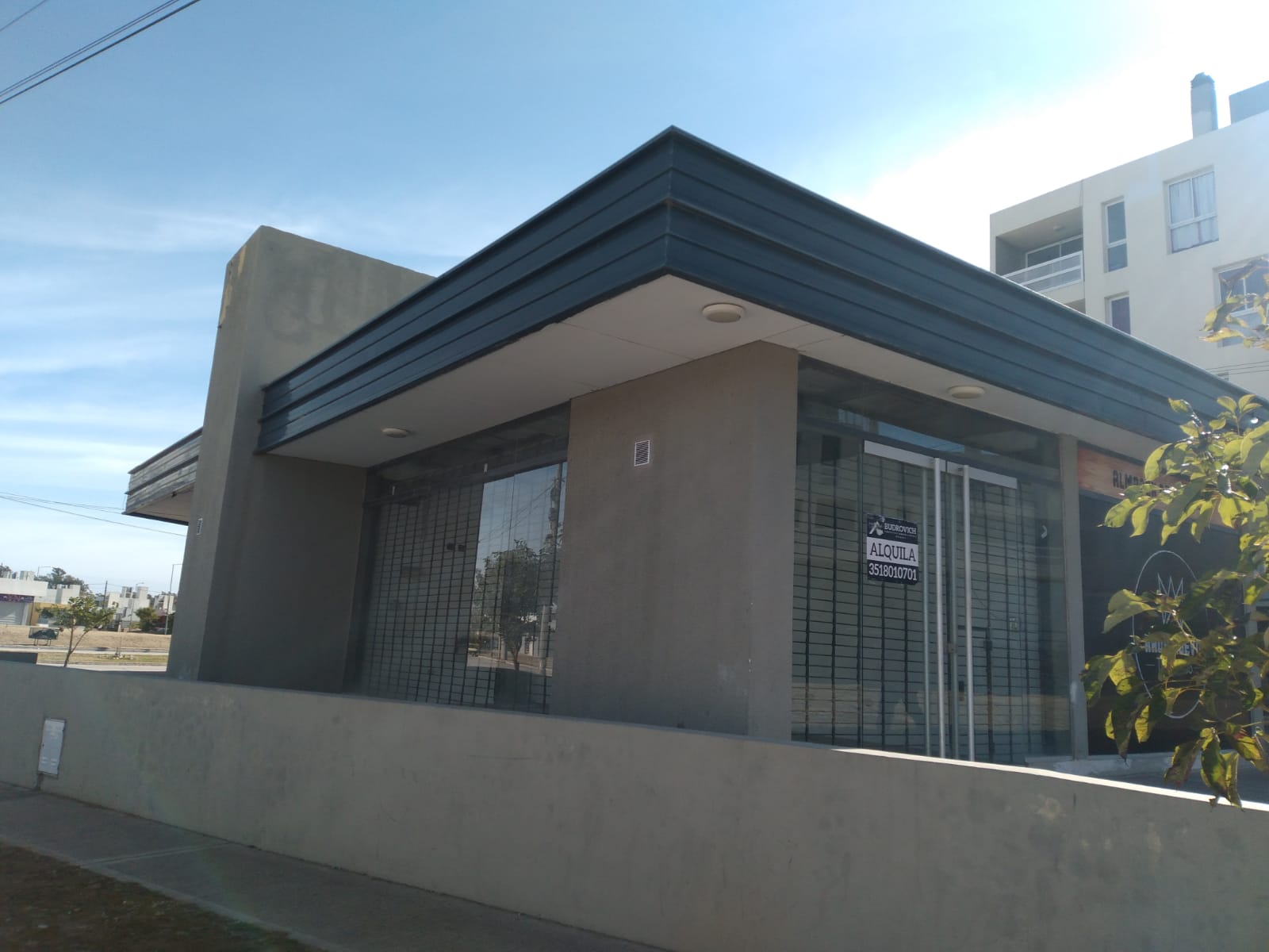 ALQUILER – LOCAR COMERCIAL – PROCREAR LICEO