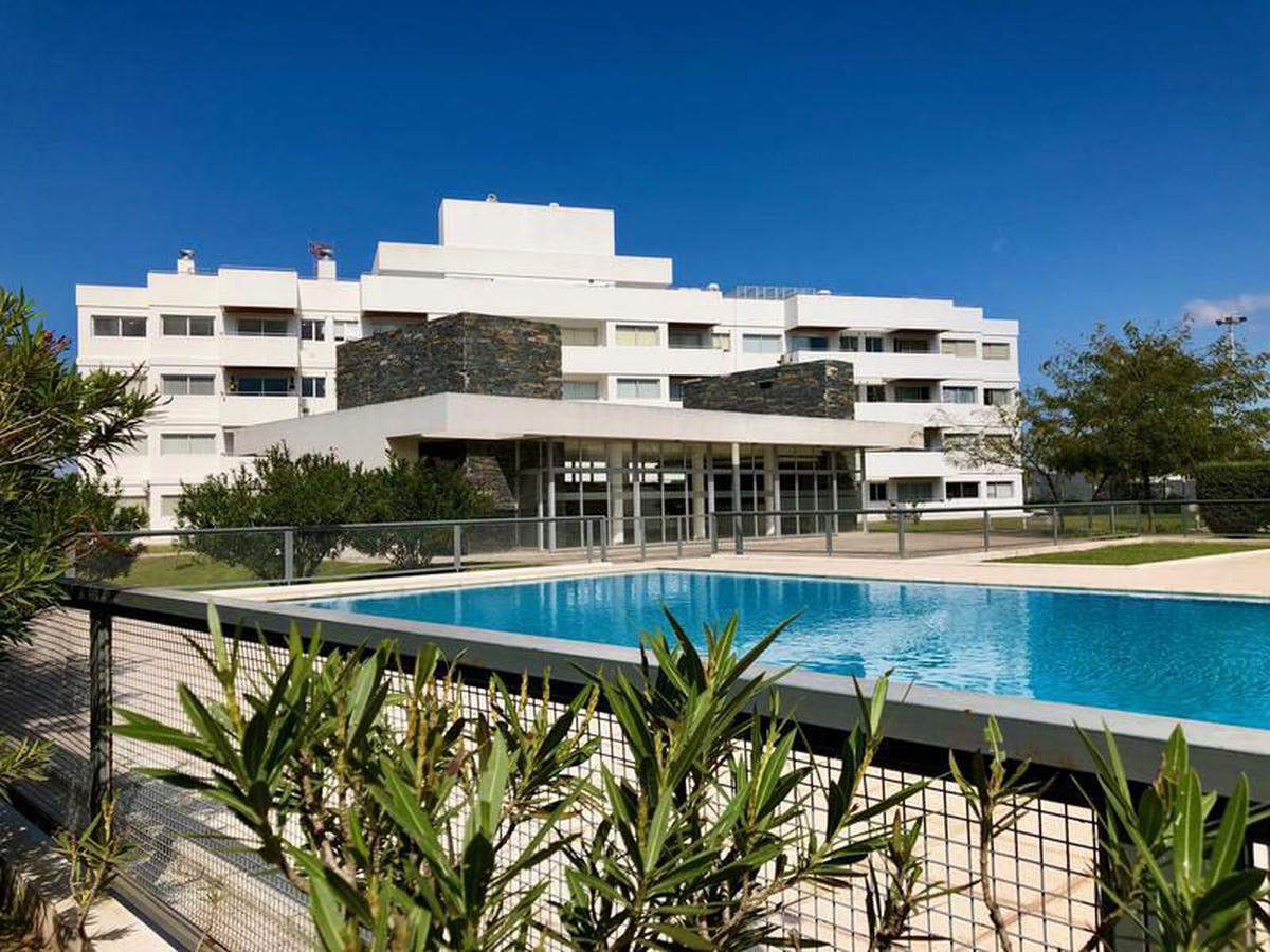 VENDO DEPTO 2 DORM BALCON COCHERA- TERRAZAS DE O HIGGINS- BARRIO JARDIN