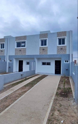 Venta duplex 2 y 3 dorm pileta - Cuestas de Manantiales