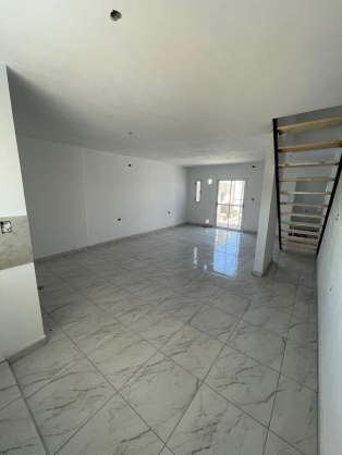 Venta duplex 2 y 3 dorm pileta - Cuestas de Manantiales