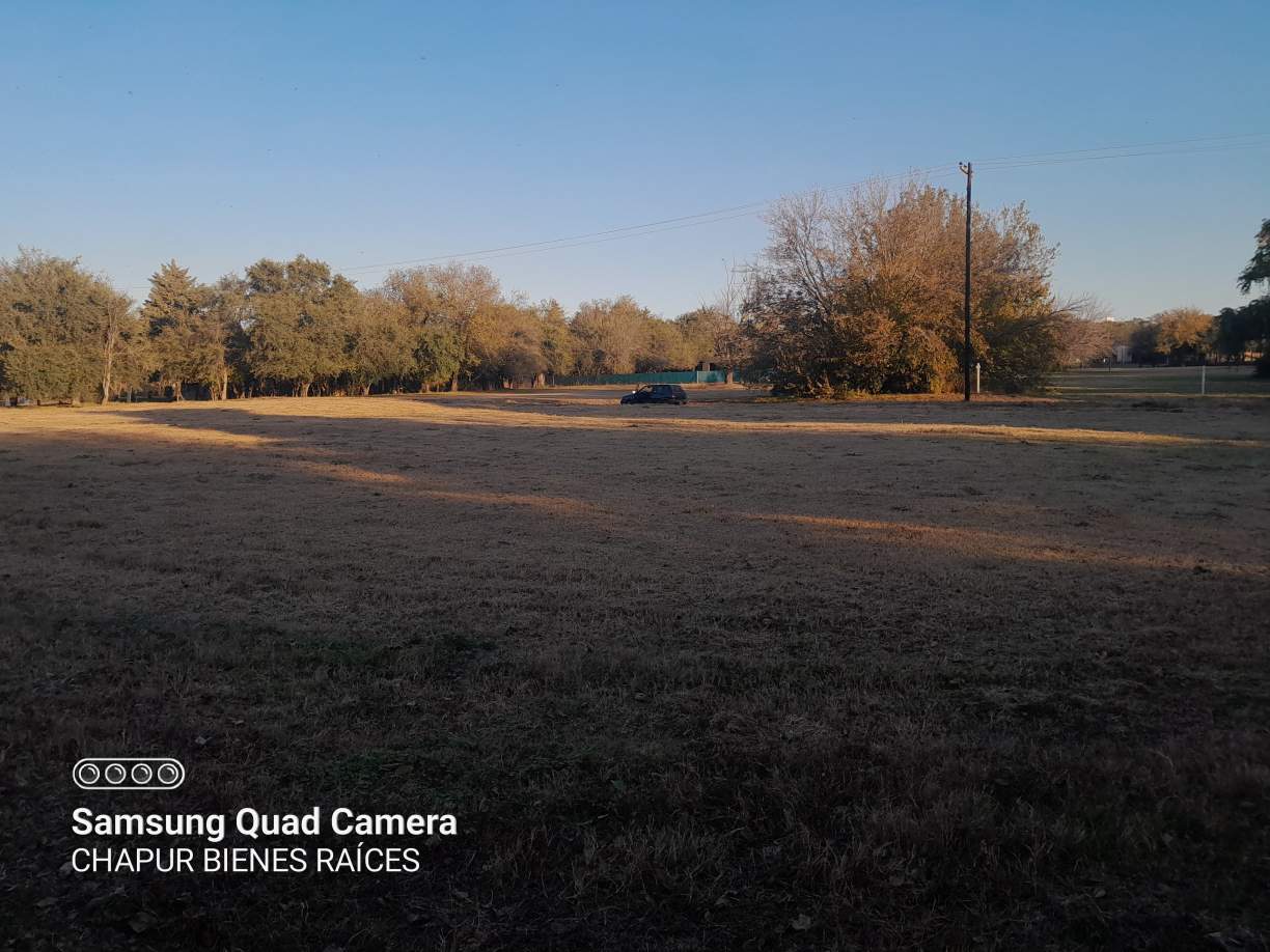 VENDO TERRENO VALLE DEL GOLF