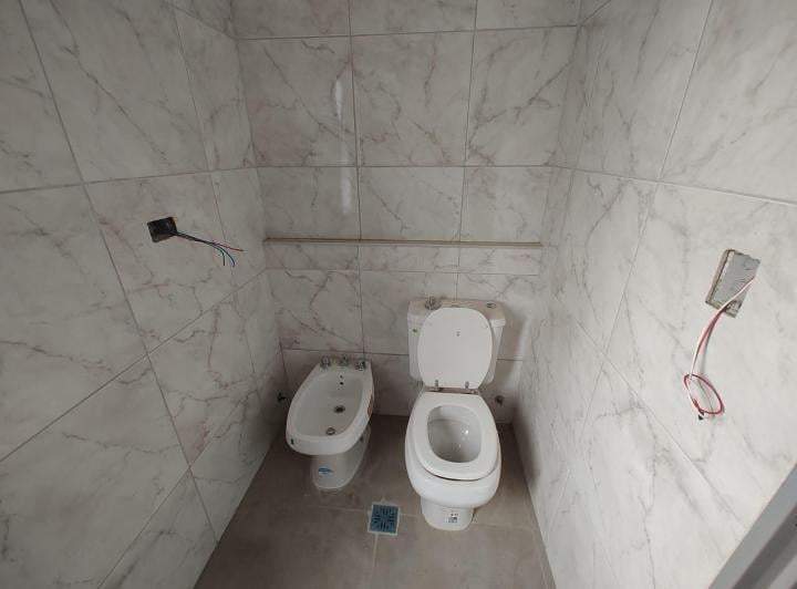 DUPLEX DE CATEGORIA EN VENTA - PRADOS DE MANATIALES - 3 DORMITORIOS 2 BAÑOS