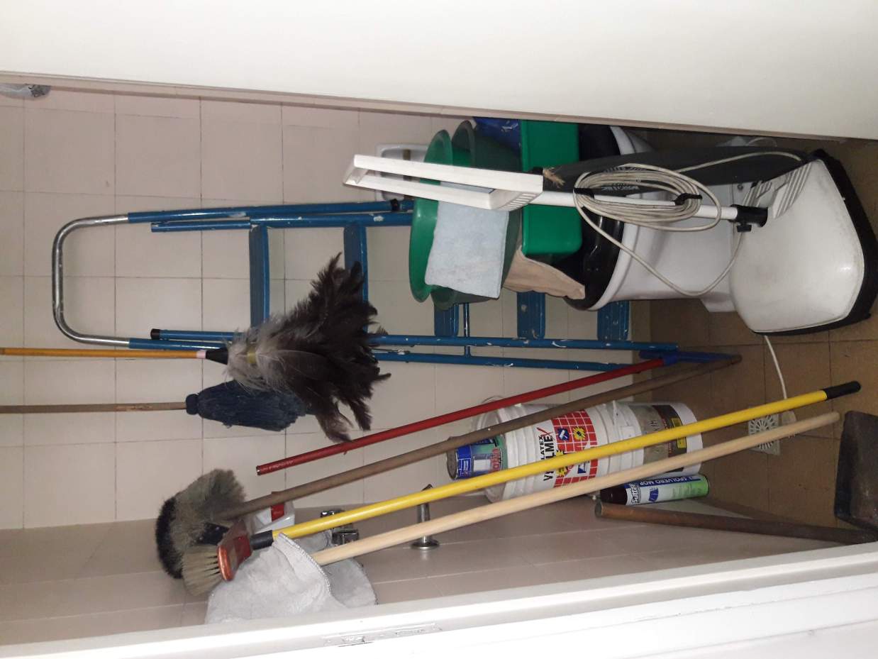 Vendo departamento 3 dormitorios con cochera. Centro