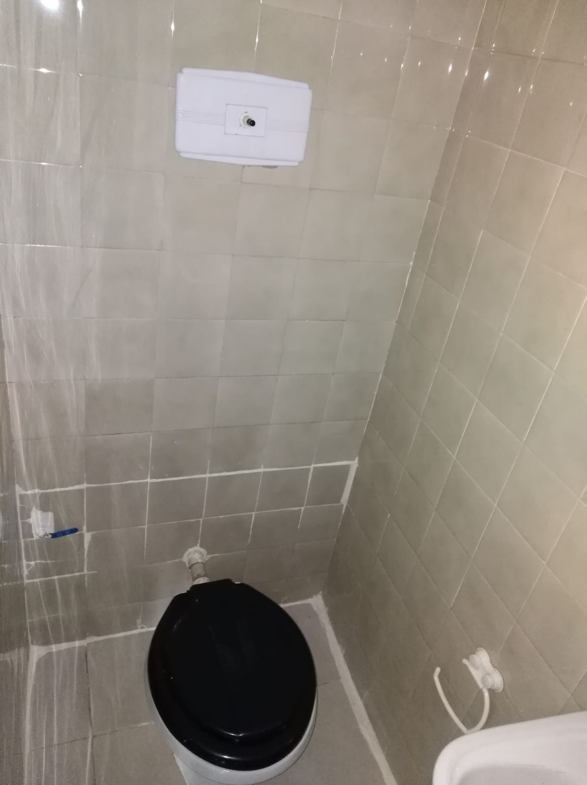 OPORTUNIDAD - LOCAL EN VENTA EN B ALTO ALBERDI - OLEGARIO CORREA 92
