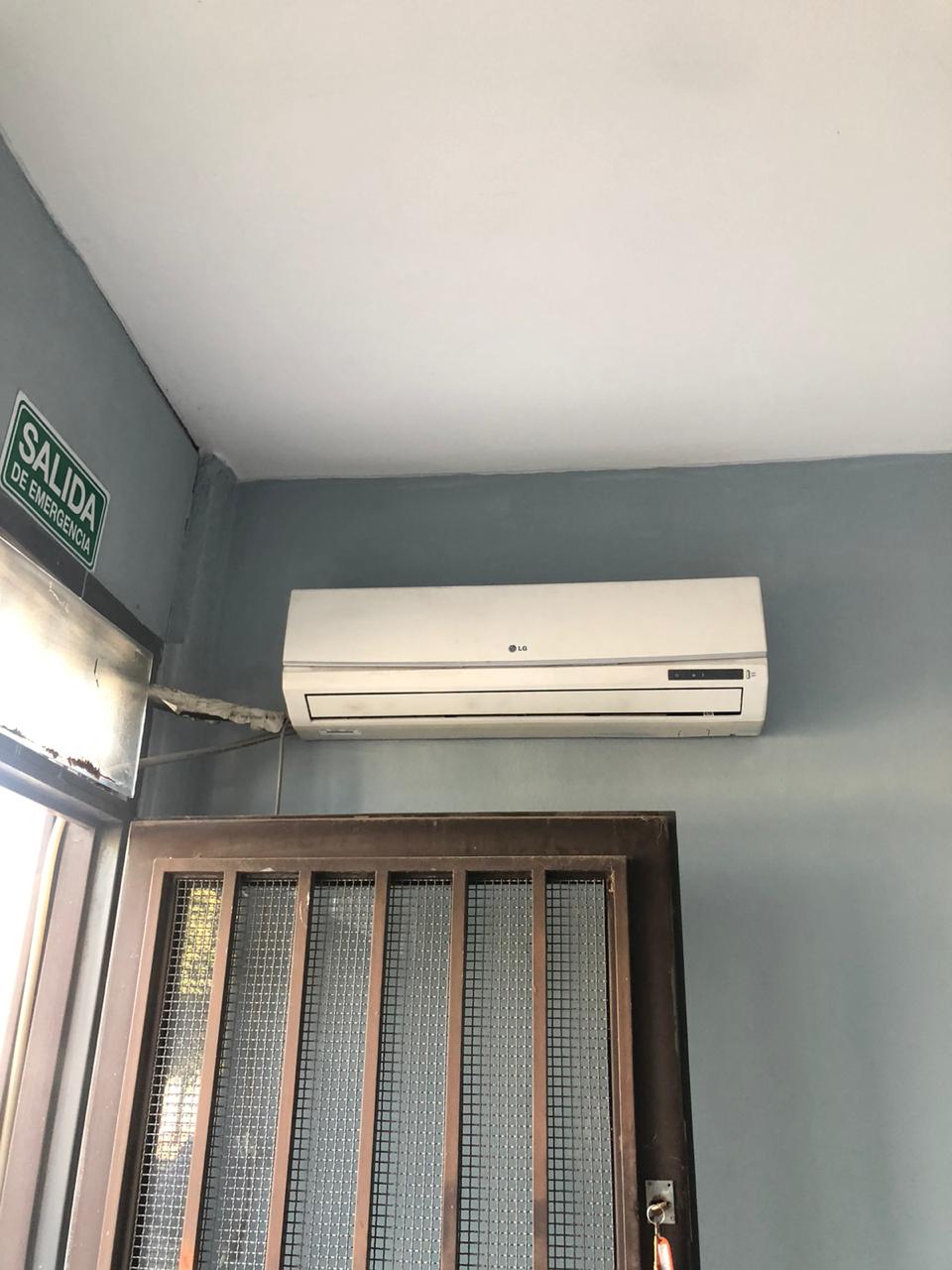 OPORTUNIDAD - LOCAL EN VENTA EN B ALTO ALBERDI - OLEGARIO CORREA 92