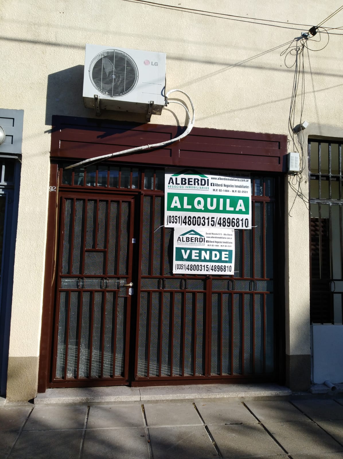 OPORTUNIDAD - LOCAL EN VENTA EN B ALTO ALBERDI - OLEGARIO CORREA 92