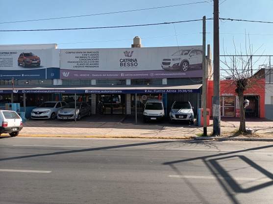 Salón comercial en Venta - 370 m2 - Av. Fuerza Aérea 3500 - B° Ameghino Norte