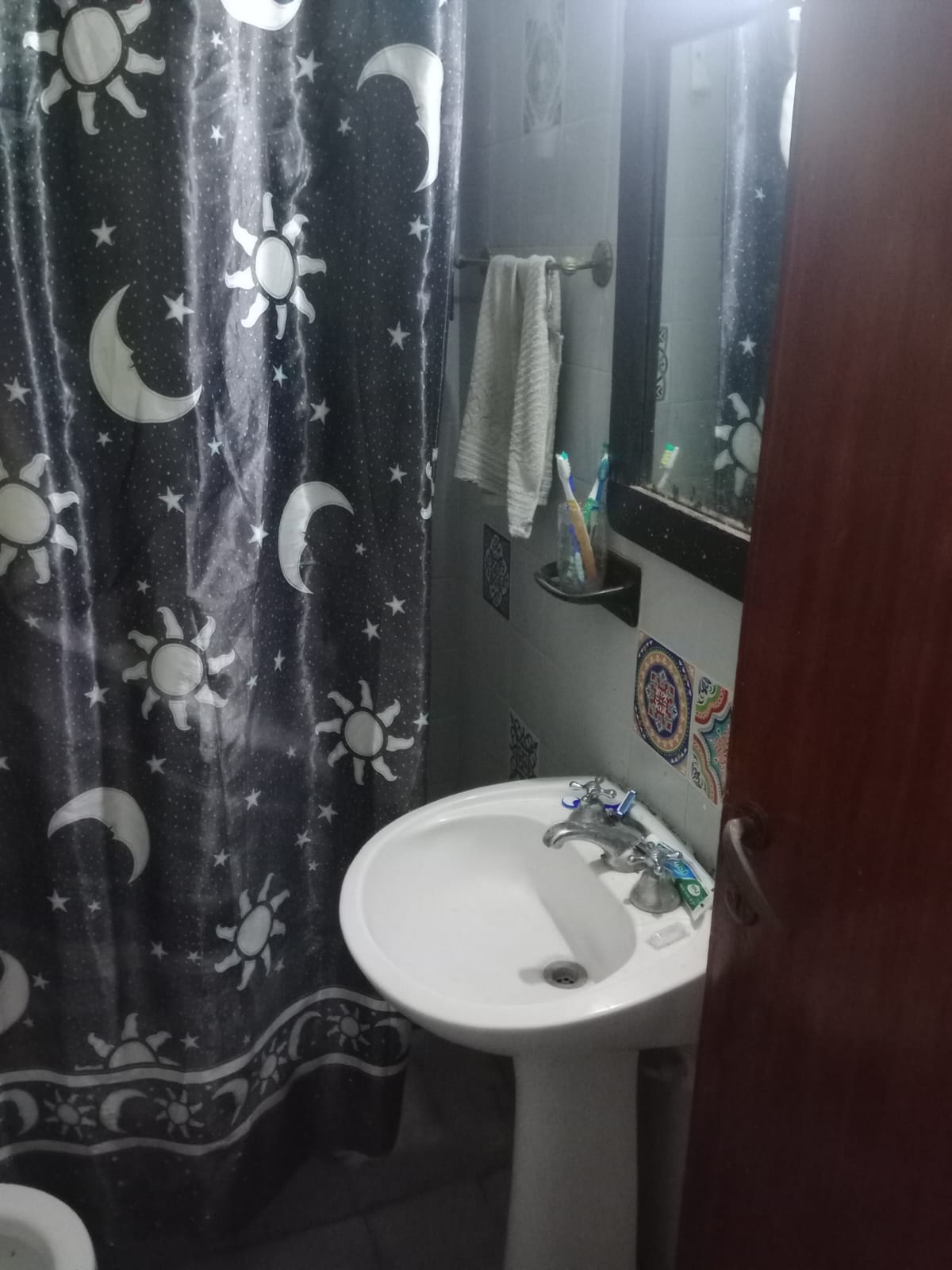 APTO CREDITO - CASA DE 2 DORM. EN VENTA EN OLEGARIO CORREA al 2000