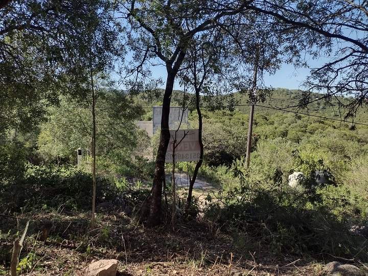 Lote en Río Ceballos - Barrio Serrano con vistas a la reservita