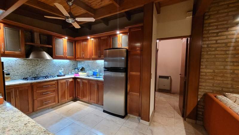 Exclusiva casa en venta en Carlos Paz- 2dor-Quincho-Pileta-Escritura