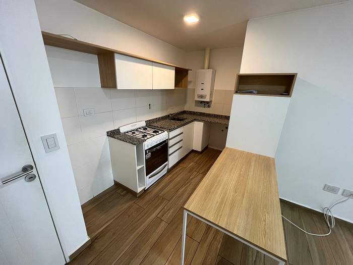 Dpto en venta frente al Pque. Sarmiento - Nueva Córdoba- 1 dor c-balcón