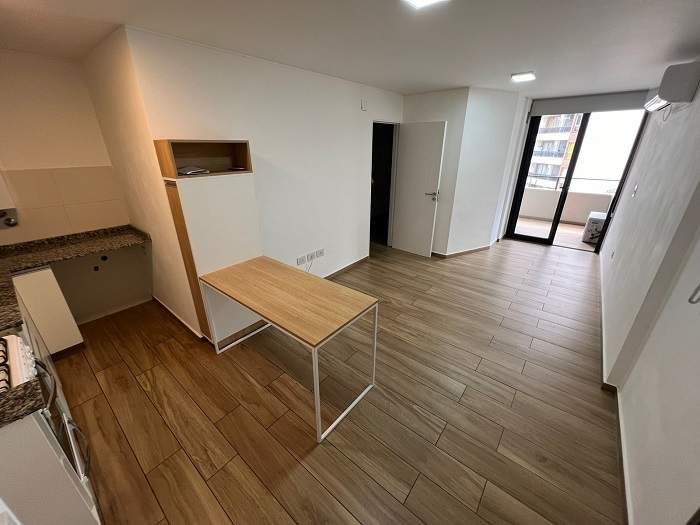 Dpto en venta frente al Pque. Sarmiento - Nueva Córdoba- 1 dor c-balcón