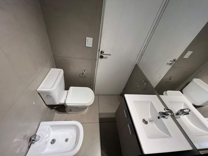 Dpto en venta frente al Pque. Sarmiento - Nueva Córdoba- 1 dor c-balcón