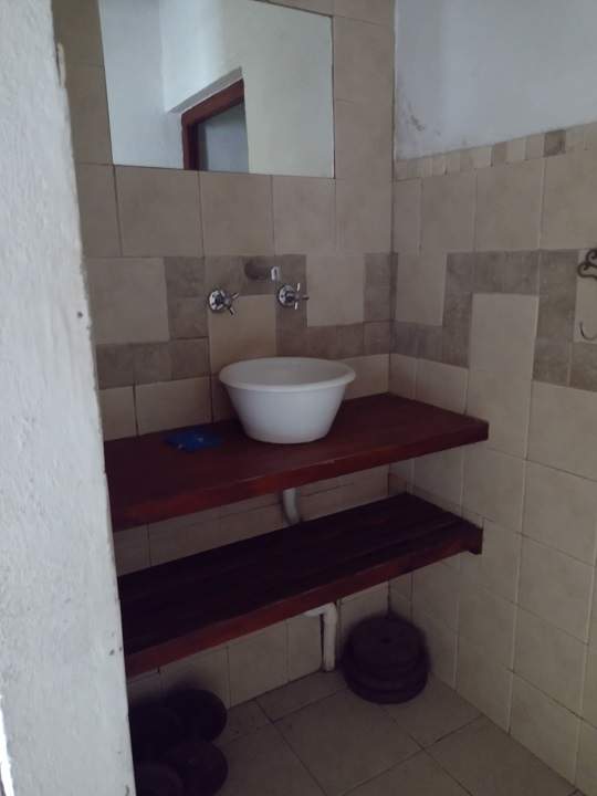 Casa en venta en El Talar - Mendiolaza- 2 dor-pileta. Escritura