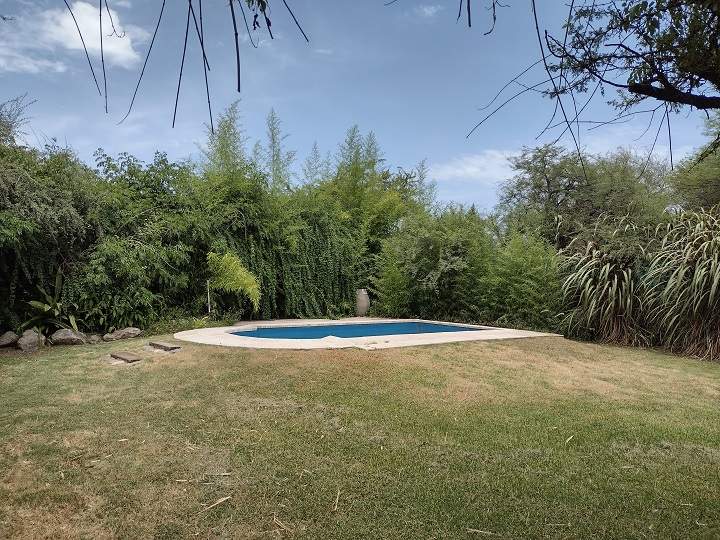 Casa en venta en El Talar - Mendiolaza- 2 dor-pileta. Escritura