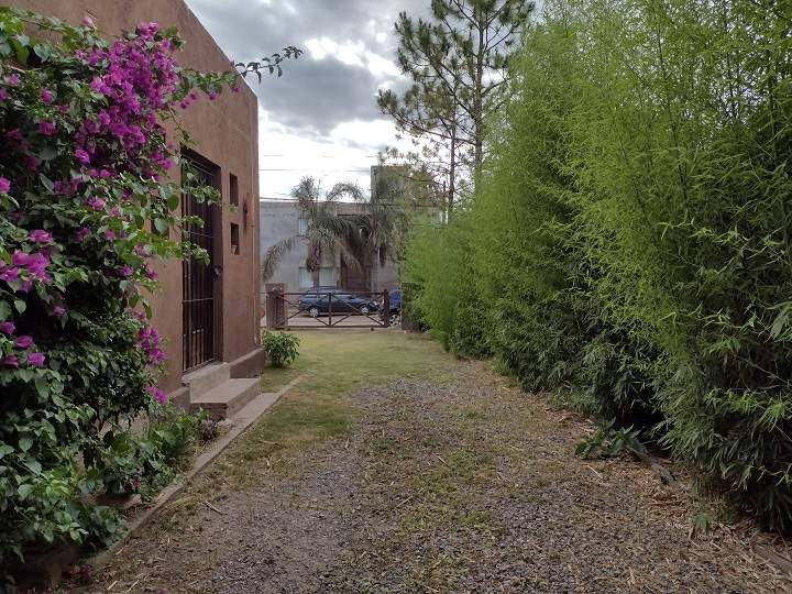 Casa en venta en El Talar - Mendiolaza- 2 dor-pileta. Escritura