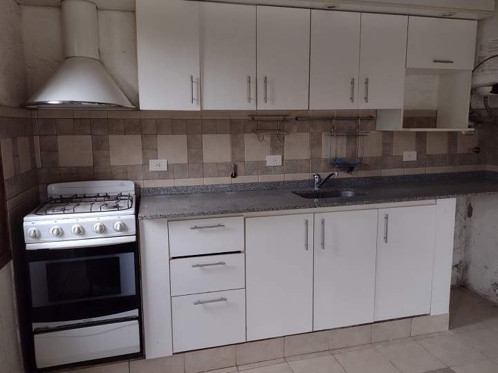 Casa en venta en El Talar - Mendiolaza- 2 dor-pileta. Escritura