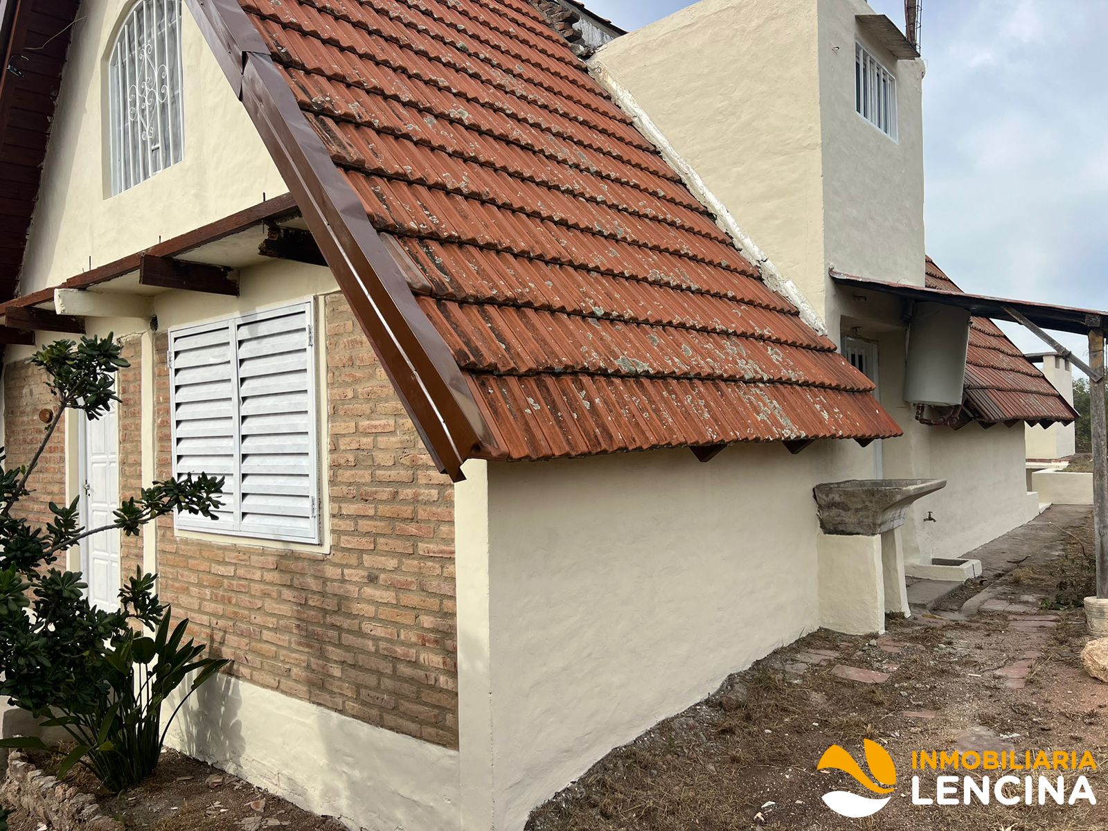 Casa Alpina en Venta - 2 Dormitorios - Villa del Lago