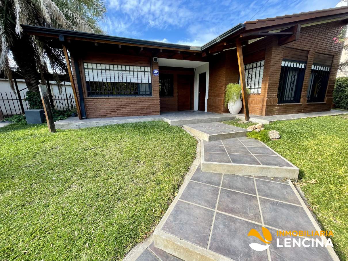 Casa en Venta - 3 Dormitorios - Santa Rita