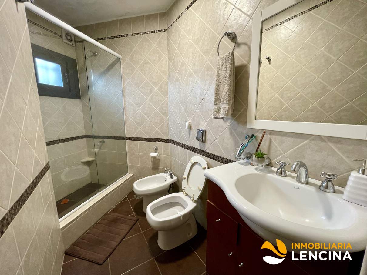 Casa en Venta - 3 Dormitorios - Santa Rita