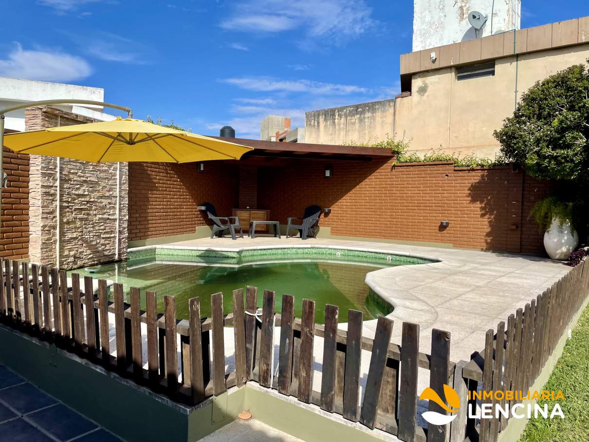 Casa en Venta - 3 Dormitorios - Santa Rita