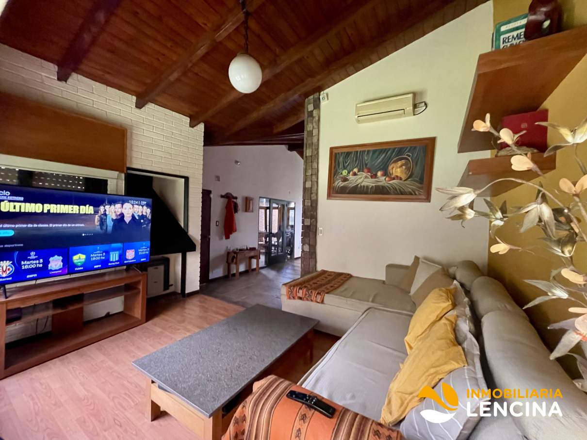 Casa en Venta - 3 Dormitorios - Santa Rita