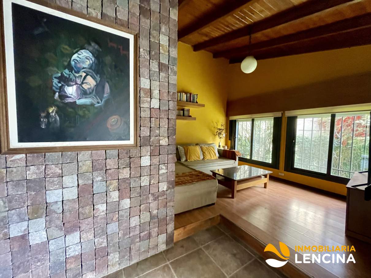 Casa en Venta - 3 Dormitorios - Santa Rita