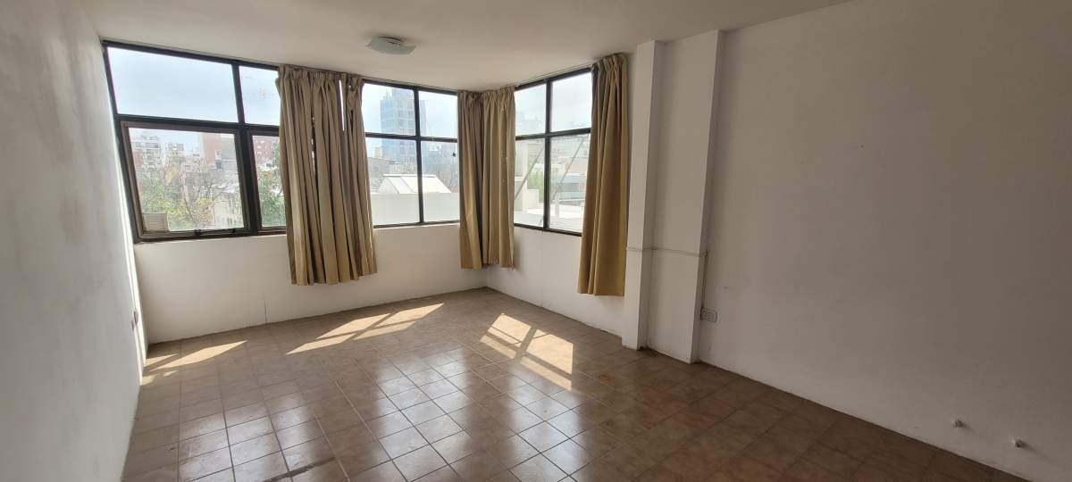 Oficina en venta en zona tribunales. Corro 340 a mts de Bv. San Juán